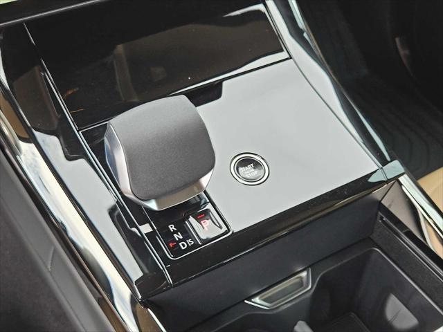 new 2025 Land Rover Range Rover Sport car, priced at $105,145