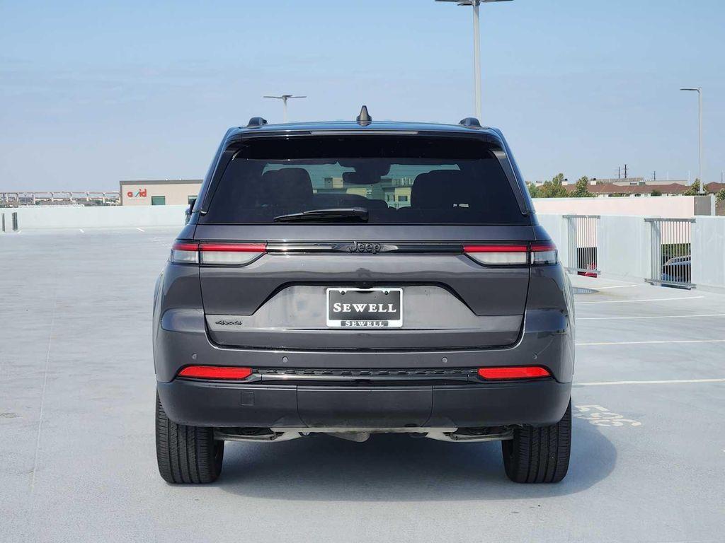 used 2024 Jeep Grand Cherokee car, priced at $37,990