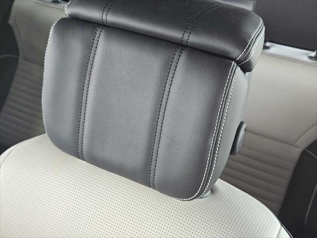 used 2024 Land Rover Discovery car, priced at $55,990