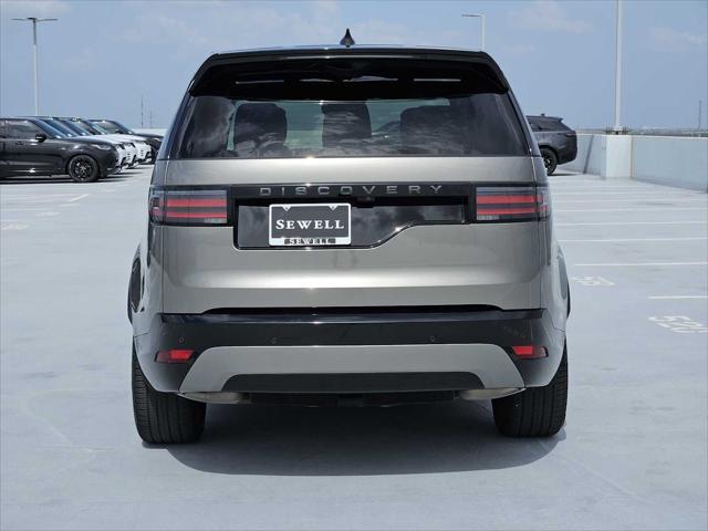 used 2024 Land Rover Discovery car, priced at $55,990