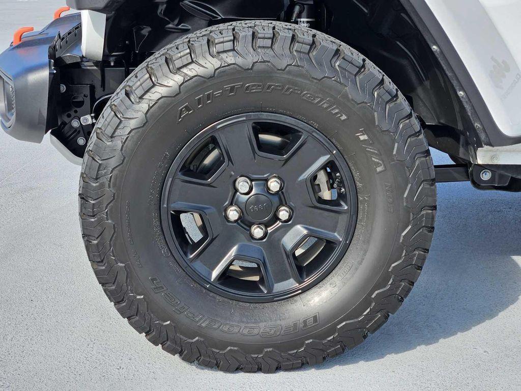 used 2023 Jeep Gladiator car, priced at $41,990