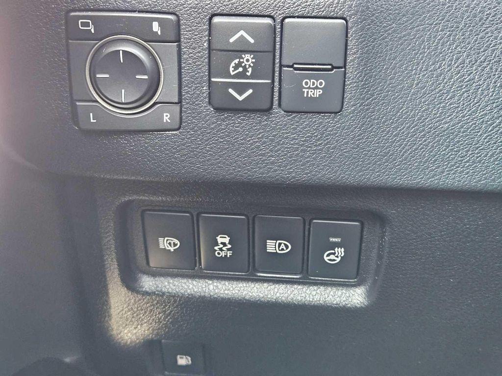 used 2023 Lexus GX 460 car, priced at $57,990