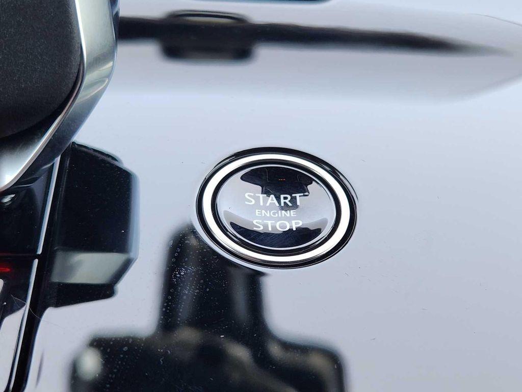 new 2025 Land Rover Range Rover Sport car, priced at $127,155