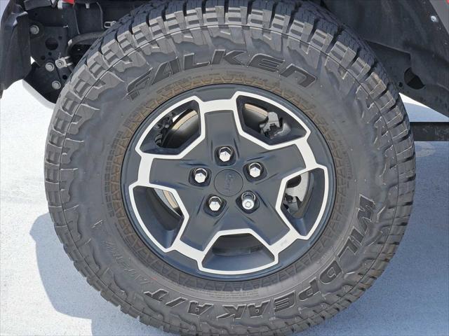 used 2022 Jeep Gladiator car, priced at $37,490