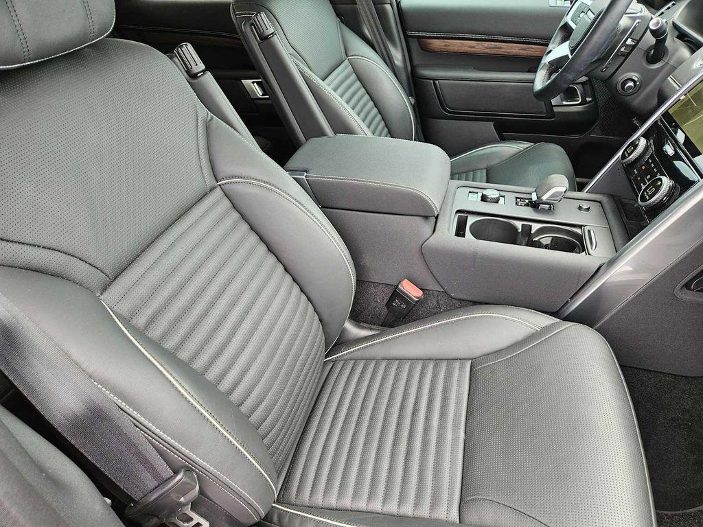 used 2024 Land Rover Discovery car, priced at $51,990