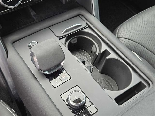 used 2024 Land Rover Discovery car, priced at $55,990