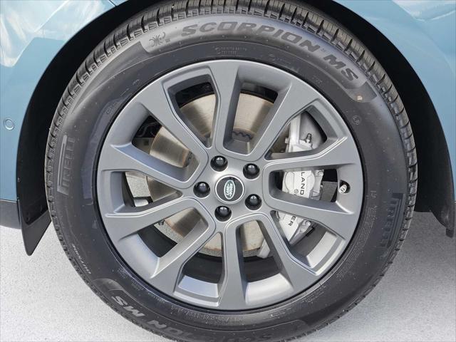 new 2025 Land Rover Range Rover Sport car, priced at $85,715