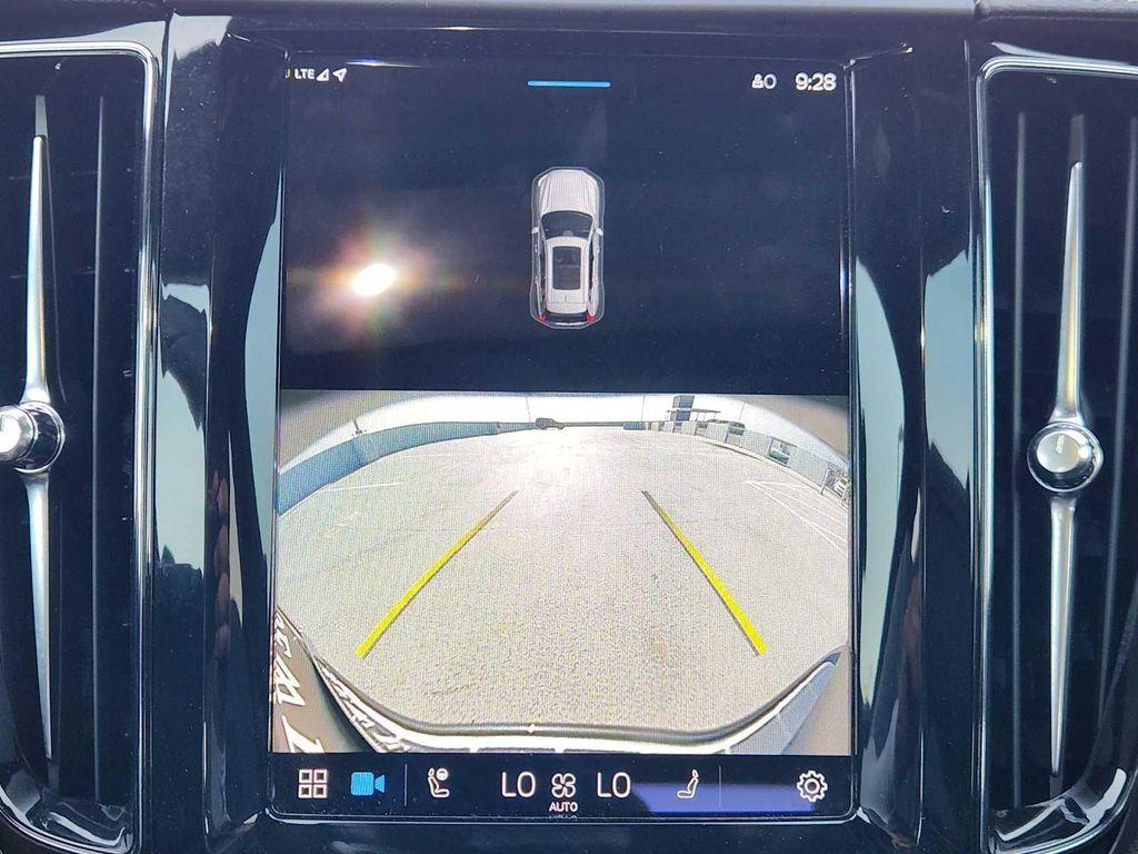 used 2022 Volvo XC60 car, priced at $37,990