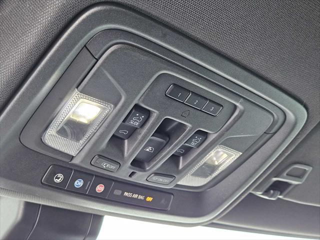 used 2022 GMC Sierra 1500 car, priced at $46,990