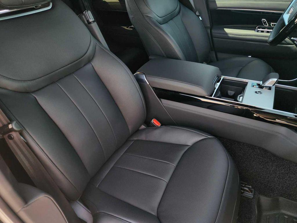 new 2025 Land Rover Range Rover car, priced at $129,705