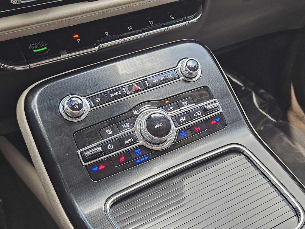 used 2022 Lincoln Nautilus car, priced at $26,990