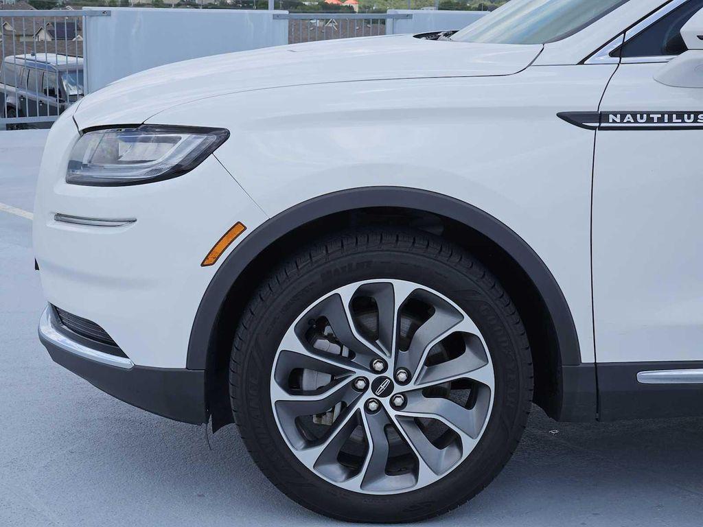 used 2022 Lincoln Nautilus car, priced at $26,990