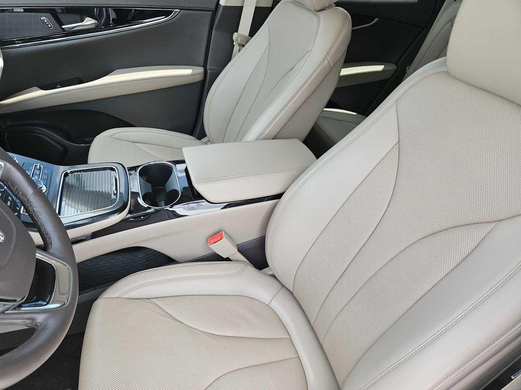 used 2022 Lincoln Nautilus car, priced at $26,990