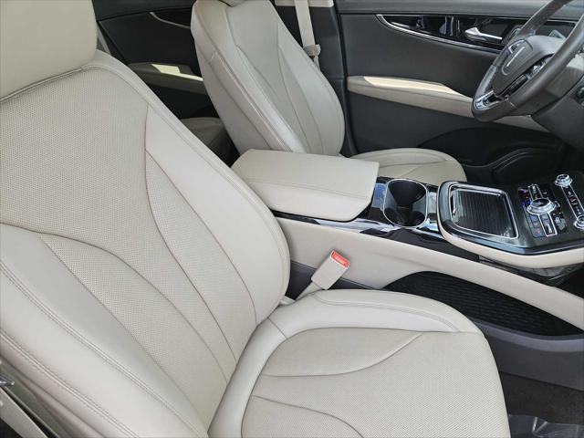 used 2022 Lincoln Nautilus car, priced at $28,490