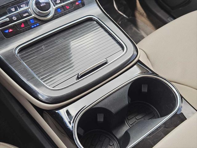 used 2022 Lincoln Nautilus car, priced at $28,490