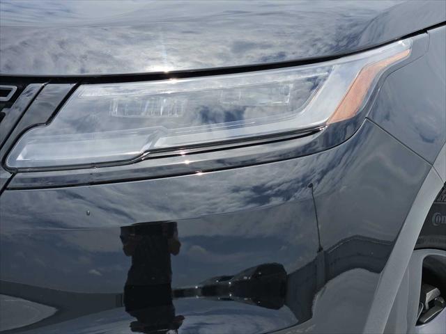 used 2025 Land Rover Range Rover Velar car, priced at $57,990
