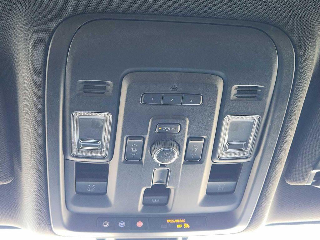 used 2022 Chevrolet Tahoe car, priced at $53,990