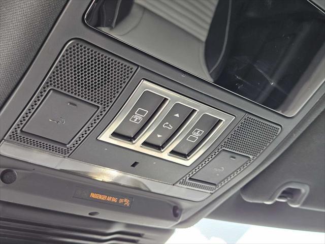 used 2024 Land Rover Discovery car, priced at $59,990