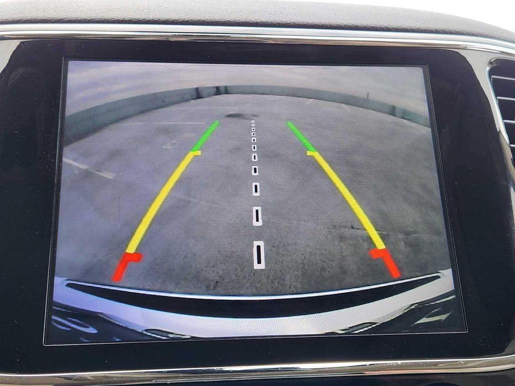 used 2020 Jeep Grand Cherokee car, priced at $18,990