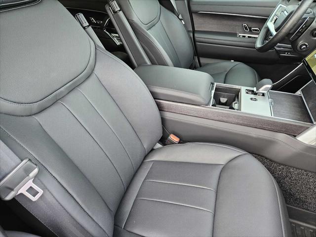 new 2025 Land Rover Range Rover car, priced at $132,180