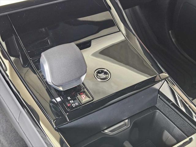 new 2025 Land Rover Range Rover Sport car, priced at $95,005