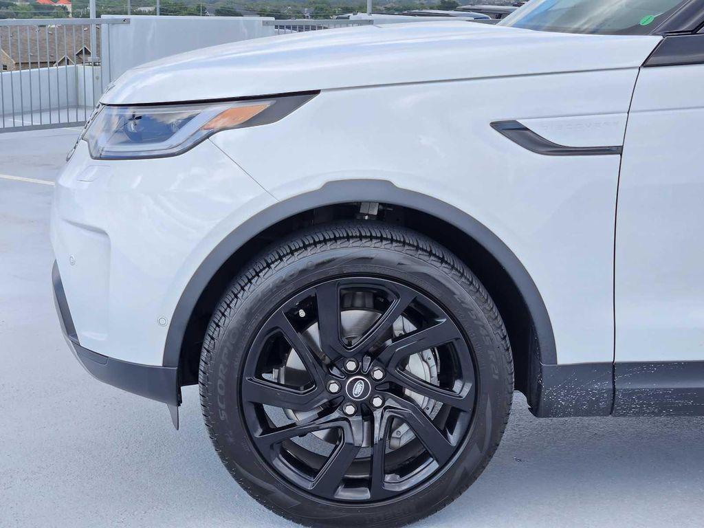 used 2024 Land Rover Discovery car, priced at $46,880