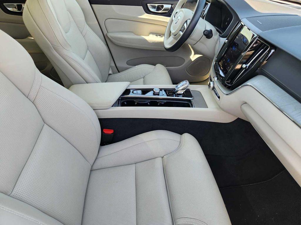 used 2023 Volvo XC60 car, priced at $38,990
