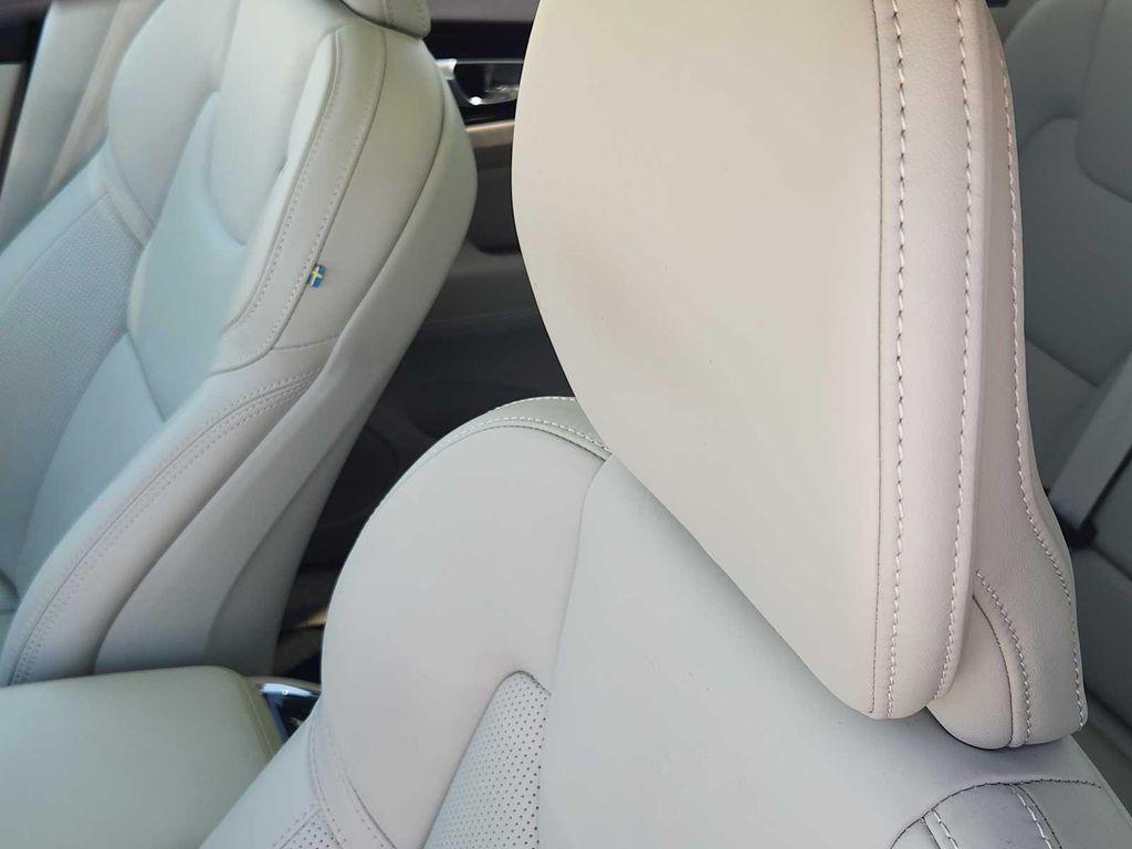used 2023 Volvo XC60 car, priced at $38,990