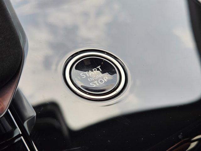 new 2025 Land Rover Range Rover Sport car