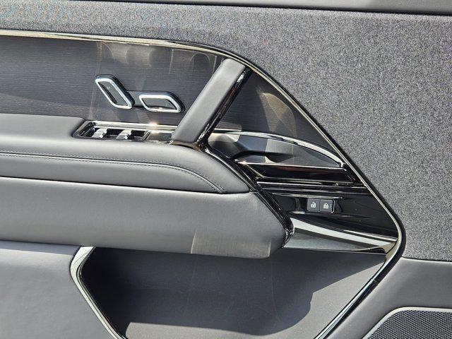 new 2025 Land Rover Range Rover Sport car