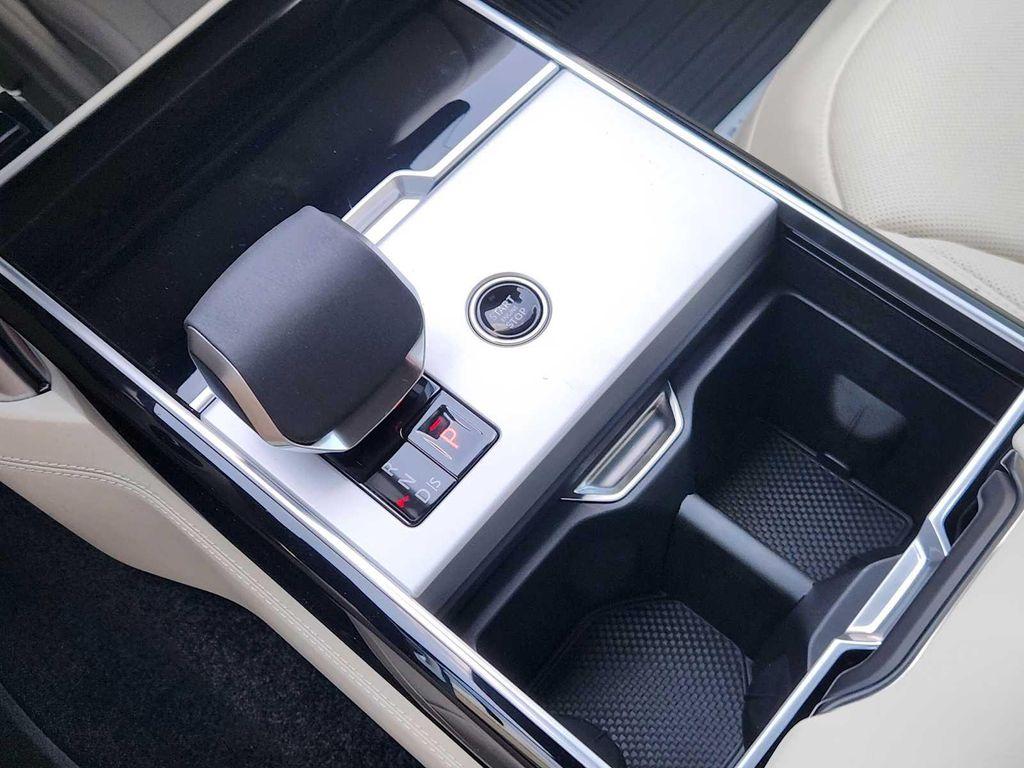 new 2025 Land Rover Range Rover car, priced at $159,605