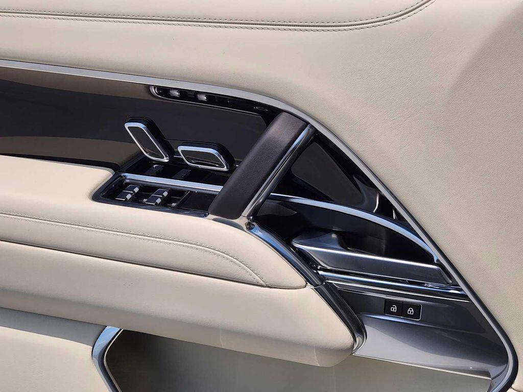 new 2025 Land Rover Range Rover car, priced at $159,605