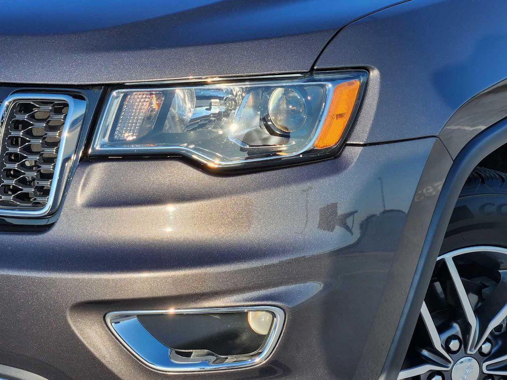 used 2018 Jeep Grand Cherokee car, priced at $17,990