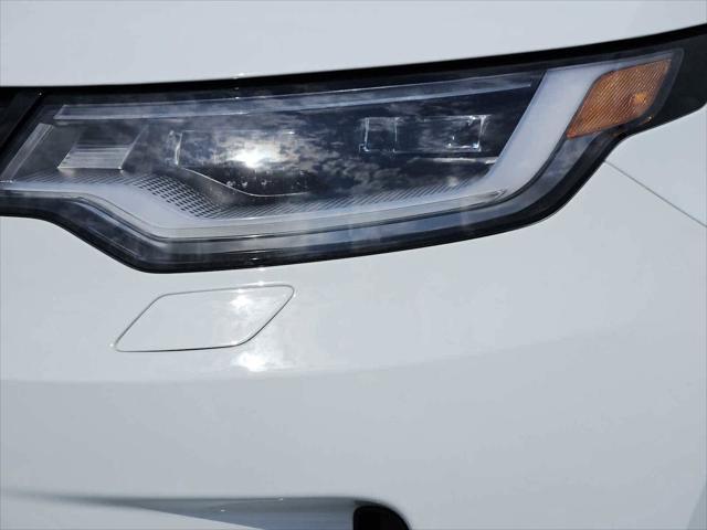 new 2025 Land Rover Discovery car, priced at $73,568