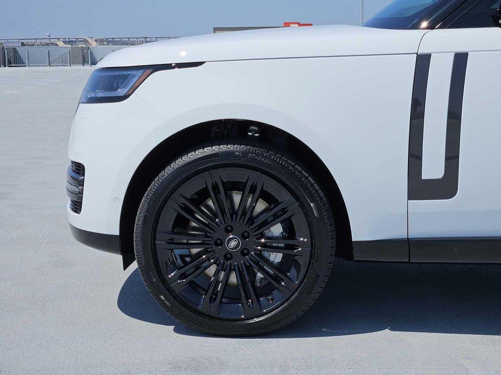 new 2025 Land Rover Range Rover car, priced at $151,405