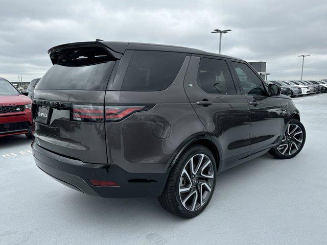 new 2024 Land Rover Discovery car, priced at $75,308