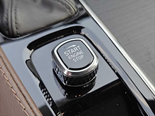 used 2022 Volvo XC90 car, priced at $47,990