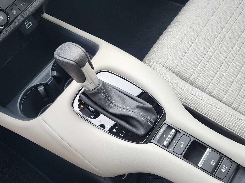 used 2025 Honda HR-V car, priced at $24,990