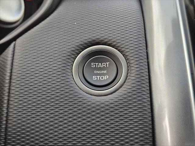 new 2025 Land Rover Discovery car, priced at $79,928