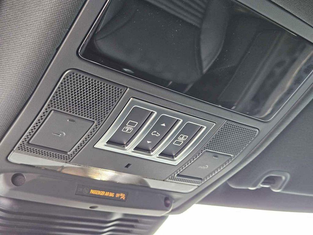 new 2025 Land Rover Discovery car, priced at $79,928