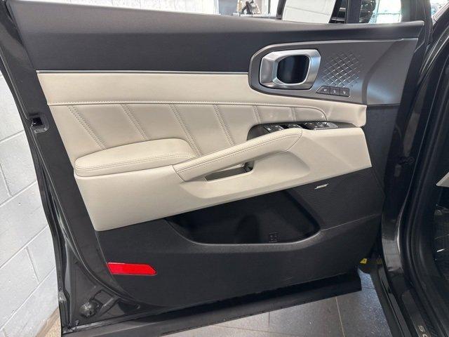 used 2025 Kia Sorento Plug-In Hybrid car, priced at $46,493
