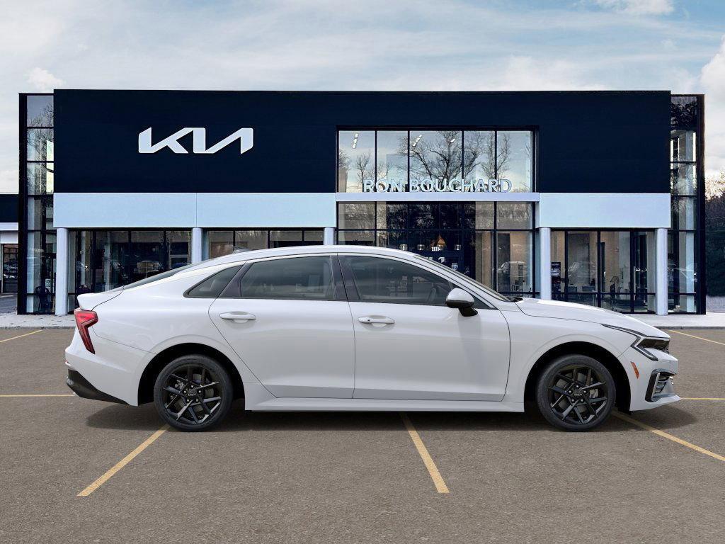 new 2025 Kia K5 car, priced at $29,045