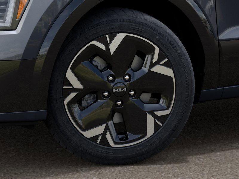 new 2025 Kia Niro EV car, priced at $35,100