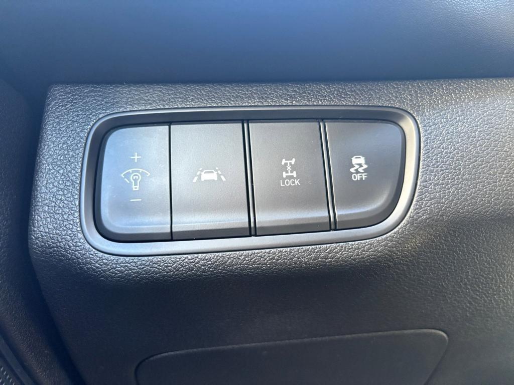 used 2020 Hyundai Santa Fe car, priced at $18,990