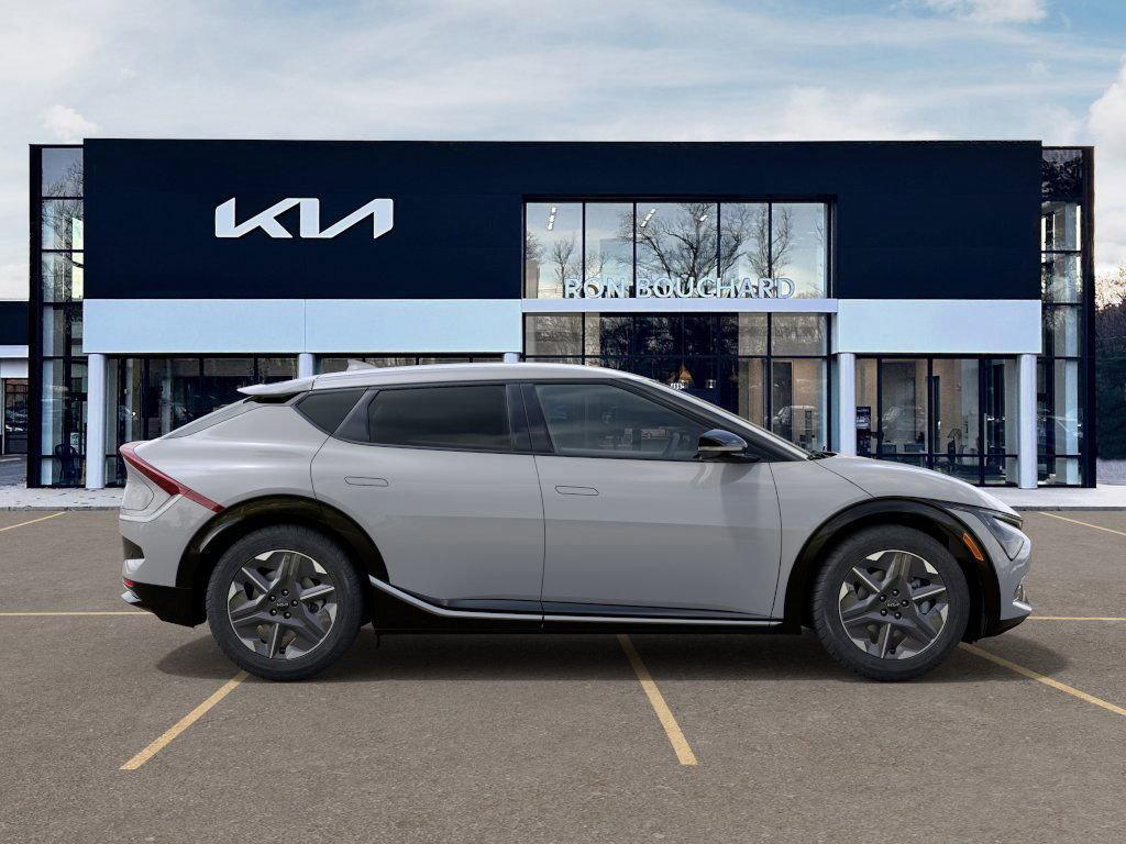 new 2025 Kia EV6 car, priced at $49,190