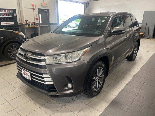 used 2018 Toyota Highlander car, priced at $24,991