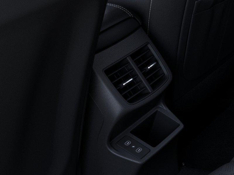 new 2025 Kia Seltos car, priced at $30,655