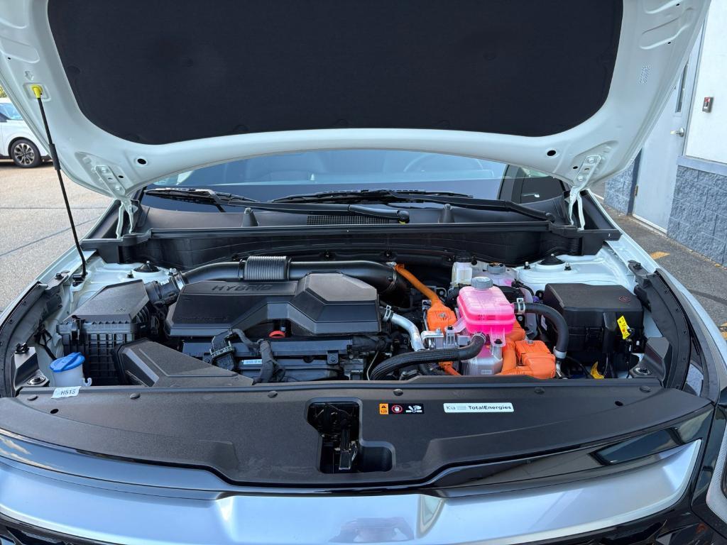 used 2025 Kia Sportage Hybrid car, priced at $36,295