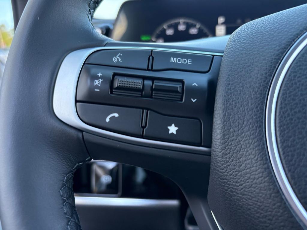 used 2025 Kia Sportage Hybrid car, priced at $36,295