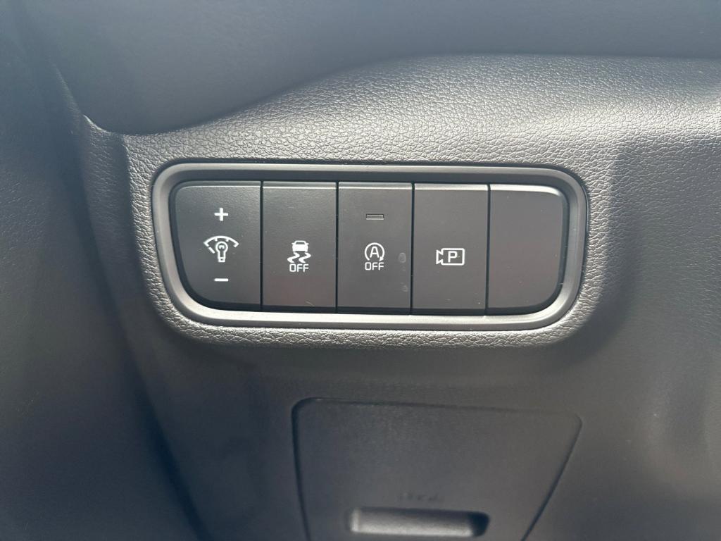 used 2024 Kia Soul car, priced at $20,892